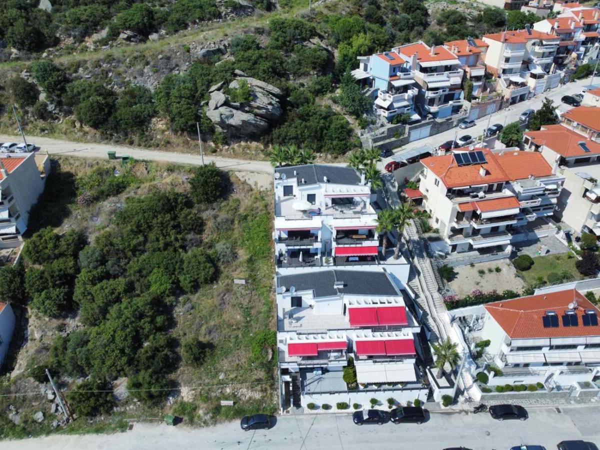 Aelia Apartments Néa Péramos Εξωτερικό φωτογραφία